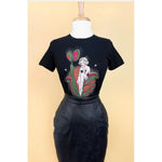 FEED ME FITTED TEE IN BLACK