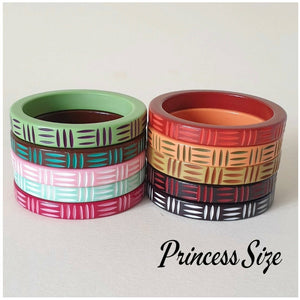 Kane Wicker Carved 2 tone Bangle in Lava