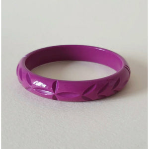 Elsie Carved Fakelite Bangle - Violet Princess size