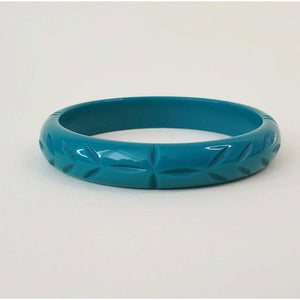 Elsie Carved Fakelite Bangle Teal Princess Size